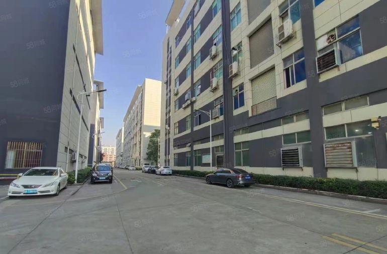 公明光明地铁口楼上1200平精装修厂房无转让费出租办公室分租