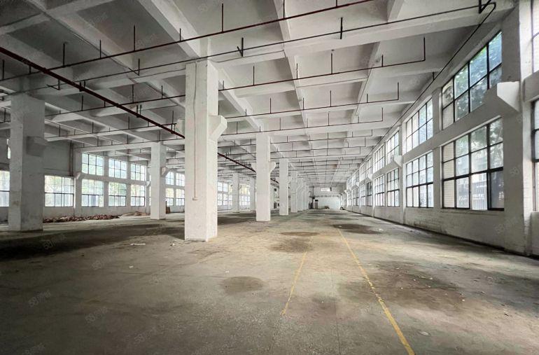 宝安西乡原房东厂房出租2000平一楼上仓库分租带牛角卸货平台