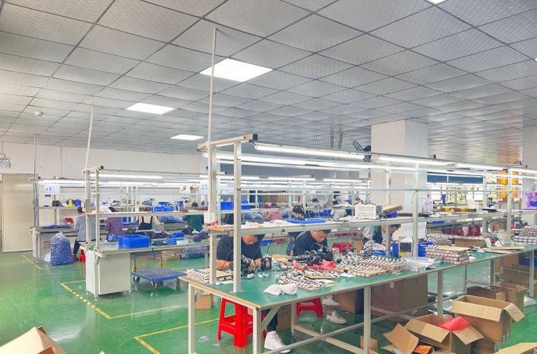 西乡固戍工业园500平精装修电商贸易仓库厂房出租可分租