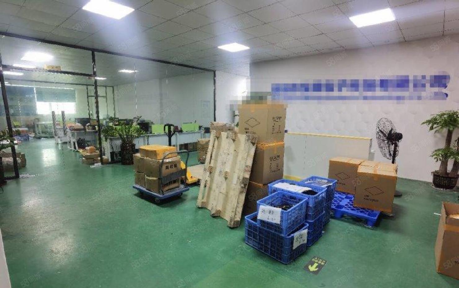 宝安沙井大型工业园新出楼上带装修1350平厂房出租可分租