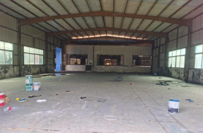 石岩300平独栋钢构 厂房招租 可进挂车 园区空地大