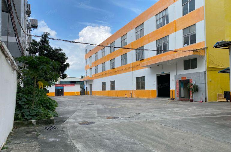 松岗原房东红本精装修三层独院3400平