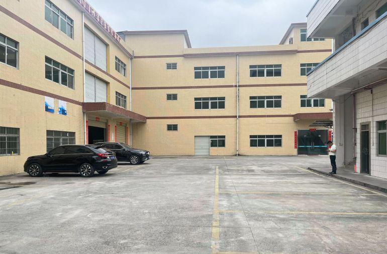 石岩厂房出租，适合仓库加工组装办公展示会议研发检测轻型生产