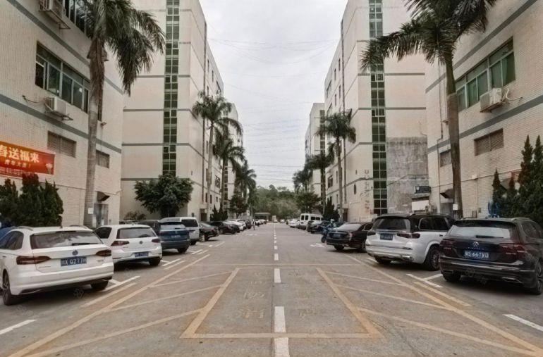 石岩原房东红本一二楼2000平厂房出租仓库出租，200平起分