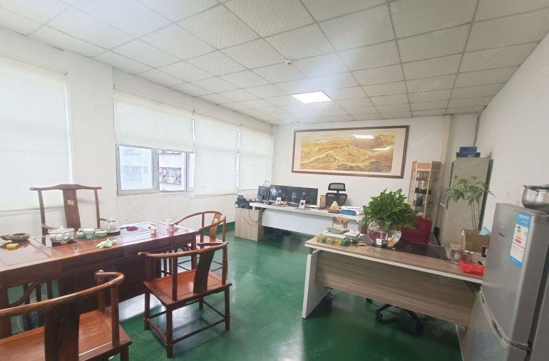 西乡固戍宝安大道300至500平精装修厂房仓库出租园区空地大