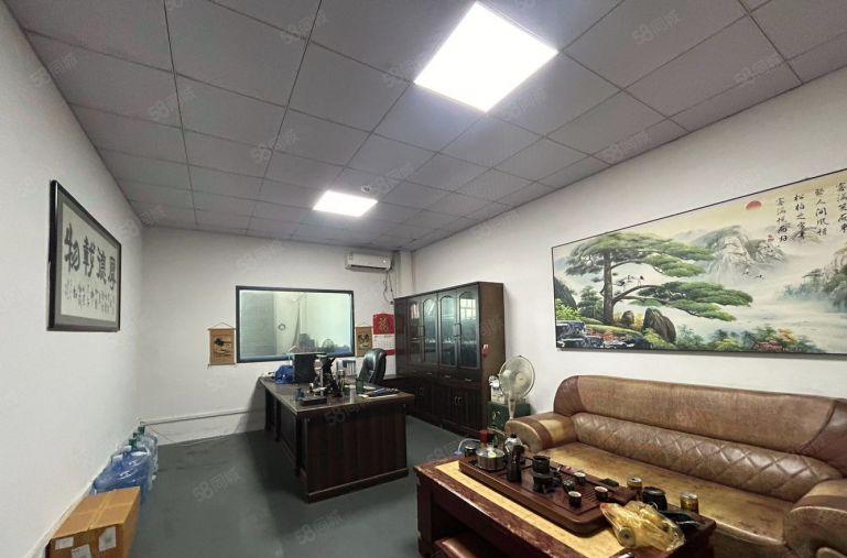 西乡固戍地铁口1200平精装修厂房出租得房率高仓库低价出租