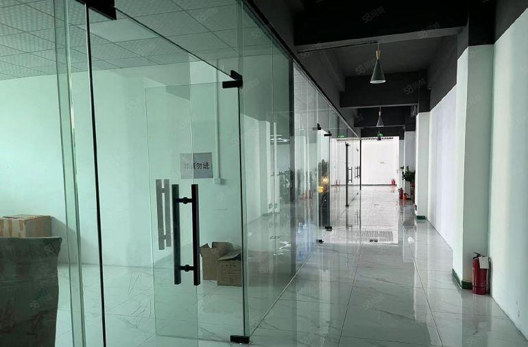 固戍二路旁独门独院厂房豪华装修1450平交通便利停车位充足