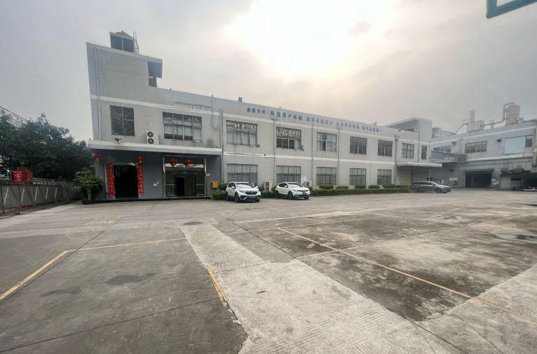 沙井地铁站独门独院4000平米研发办公设备无公摊厂房出租