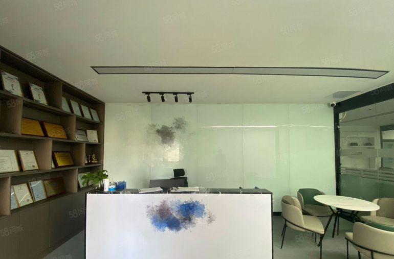 西乡固戍地铁口大型科技园新出楼上整层1300平精装修红本厂房