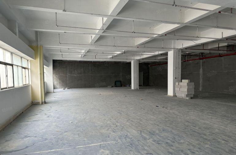 急出1210方28元 租厂房出租仓库 户型方正黄田光电产业园