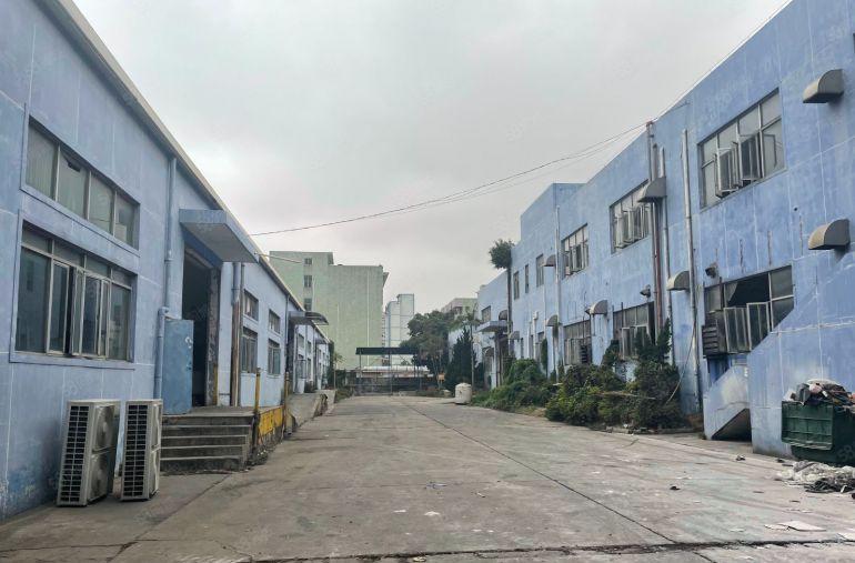 沙井西环路新出独门独院9000平方厂房内含3000平方单一层