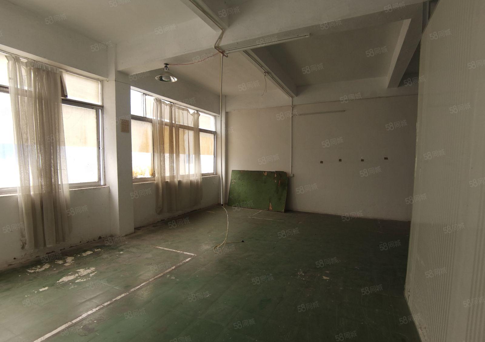 宝安区西乡黄田兰花路