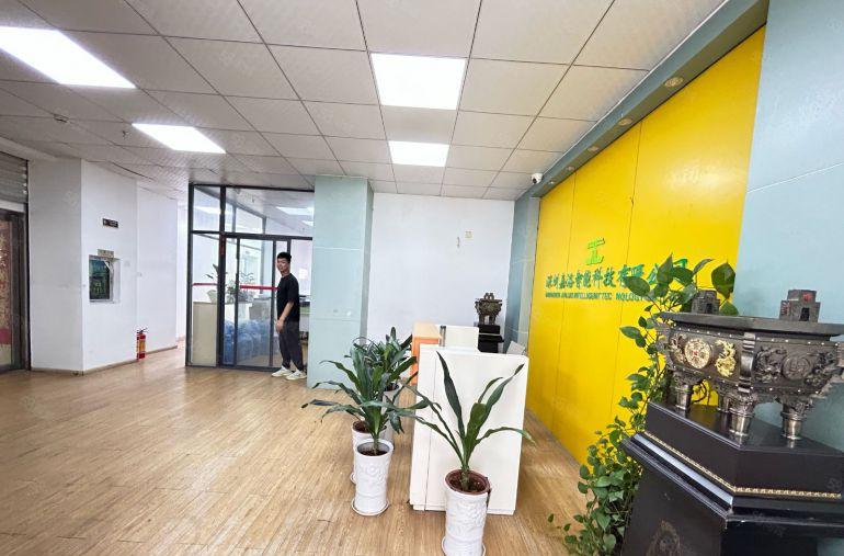 宝安石岩水田大型园区原房东一楼厂房出租