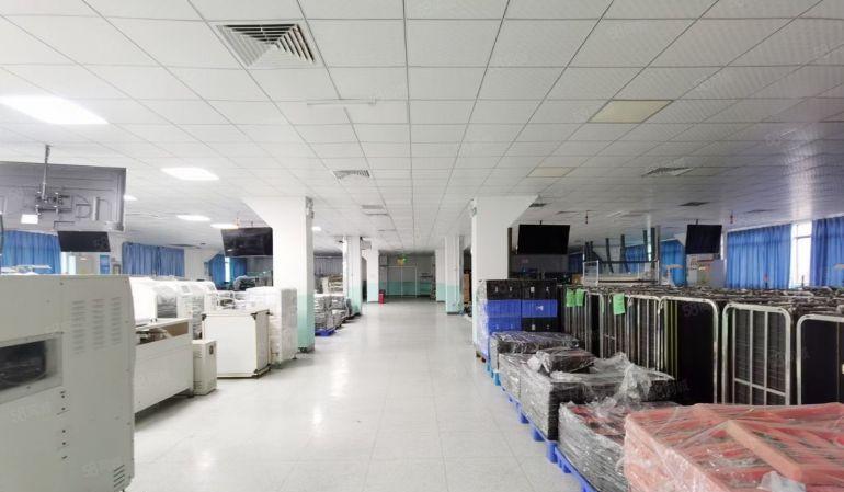 福永桥头地铁口国资委厂房出租实际面积楼上1500平米豪华装修