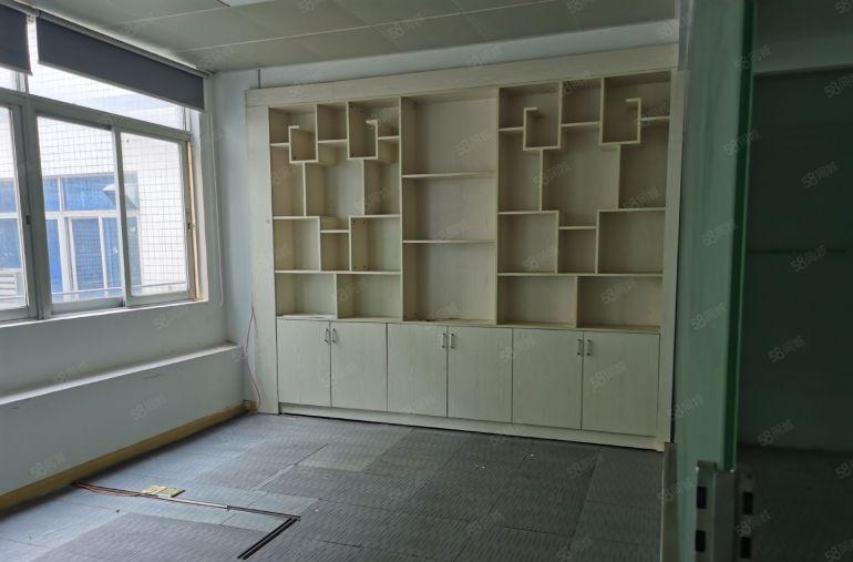 西乡宝运达地铁站附近二楼厂房1380平精装修车间办公主电还在