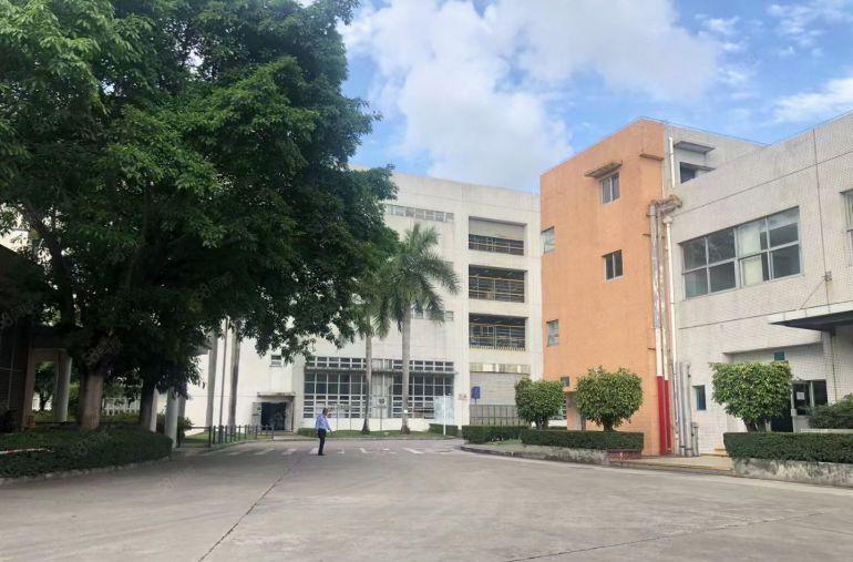 石岩高速出口 独院红本物流仓库46520平米 出租