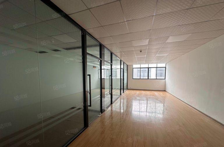 新桥 三工业区实际面积厂房出租一楼1700平米高度6米带行车