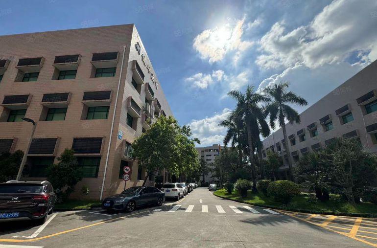 兴东地铁口电商贸易研发办公厂房出租大小可分租200平起