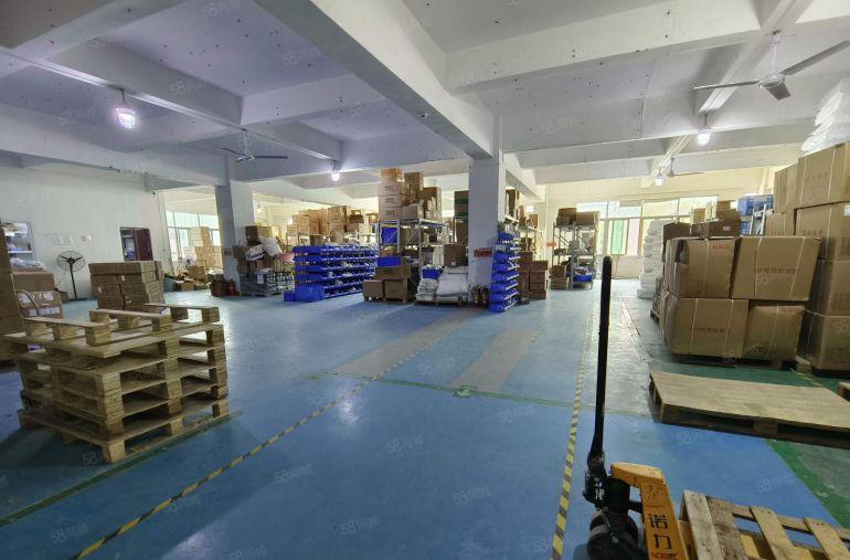 石岩厂房仓库电商物流出租精装修300平方至2000平方一楼上