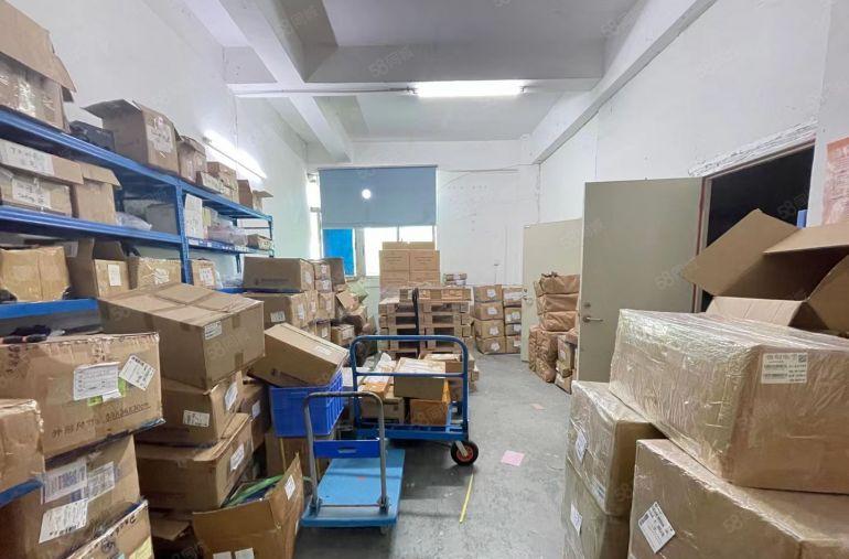 西乡，固戍工业区，楼上带装修260平厂房仓库出租，租金便宜！