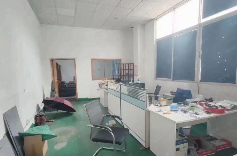 沙井万丰地铁口旁98工业一楼500平方米精装修厂房招租