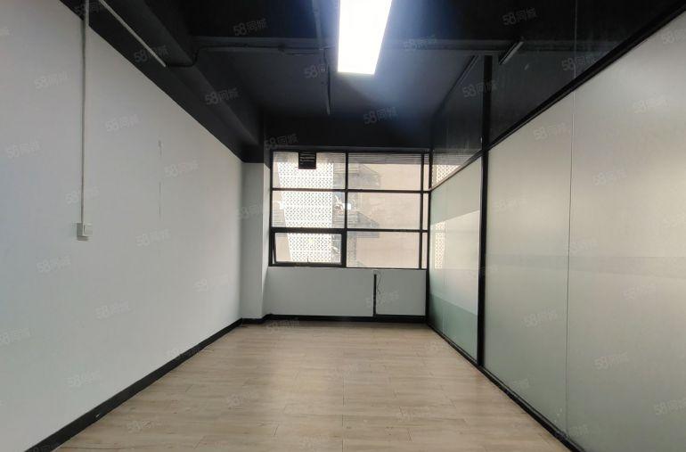 西乡银田创意园，楼上新出380平电梯口户型，带现成51格局