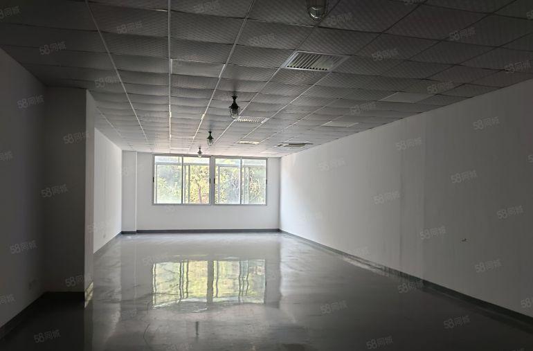 西乡恒丰原房东500平方带装修厂房低价仓库出租大小可以分租