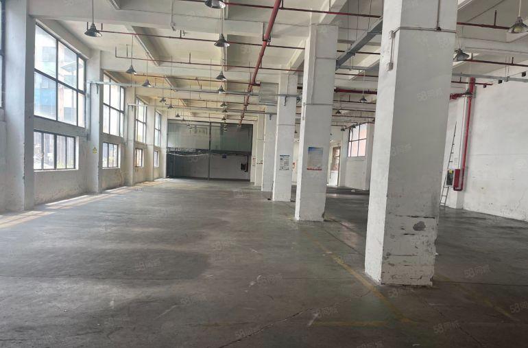 大型工业区一楼整层660平方米厂房出租