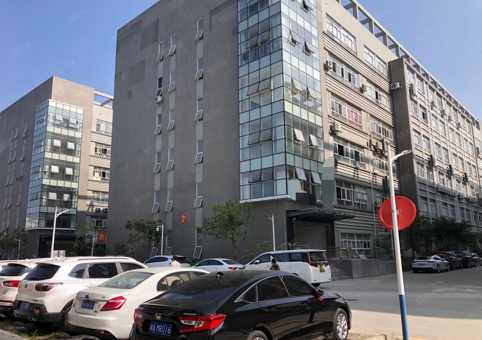 福永塘尾地铁口科技园楼上500平带装修办公室厂房出租 可分租