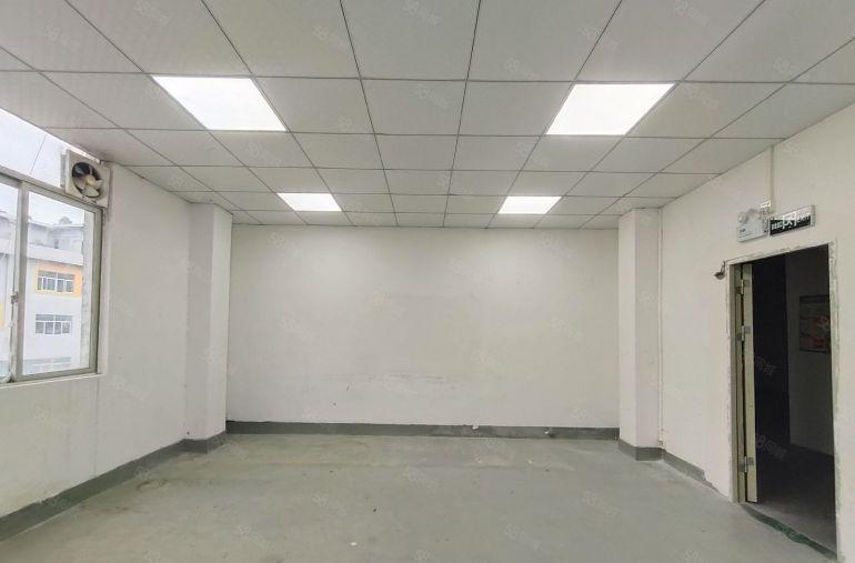 西乡，固戍楼上60平100平260平370小面积厂房仓库