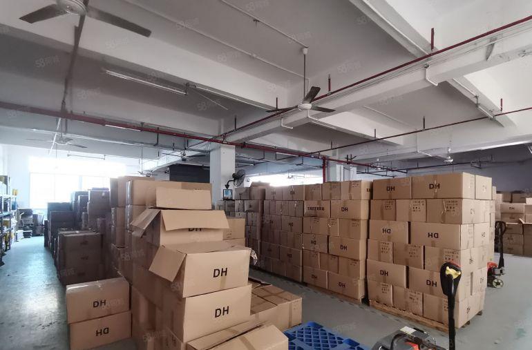 西乡航城洲石路旁电子厂房1280平按实际面积出租现成装修水电