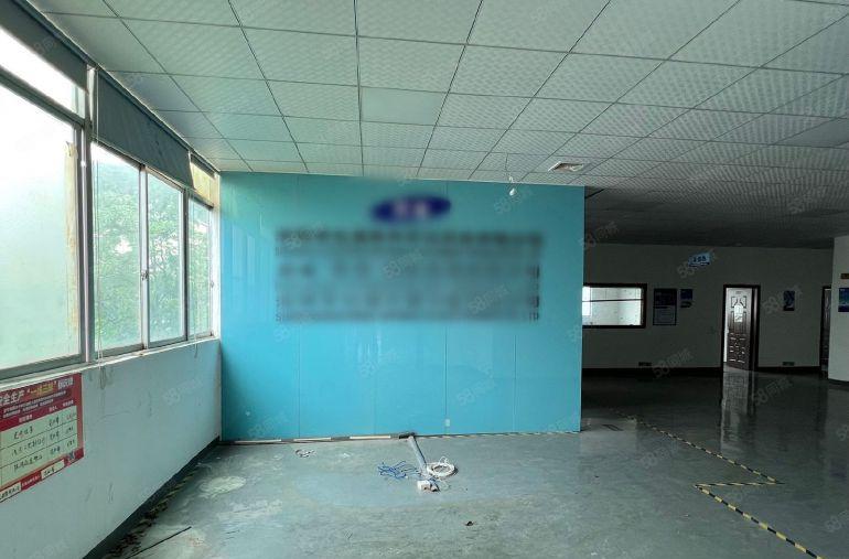 新桥高速口花园式厂房1380平米，带精装修办公室，没有转让费