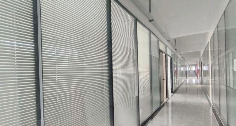 石岩独院全新装修好厂房招租  可定制装修 停车位充足