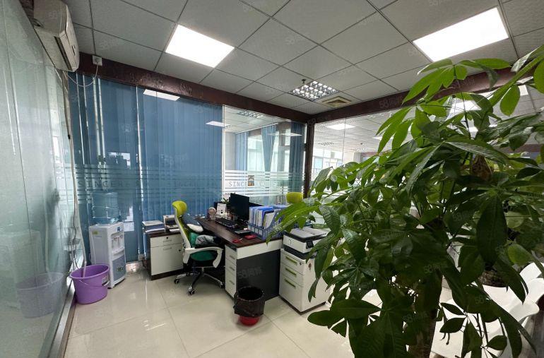 福永桥头西站12号地铁线边上850平精装修厂房出租