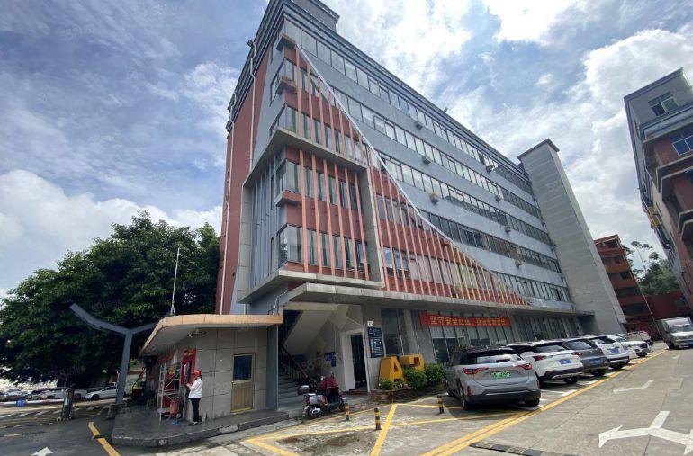 24元起固戍地铁口楼上1000平精装修厂房出租仓库出租可分租