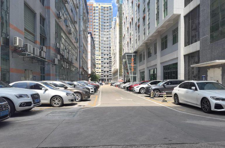 宝安区沙井花园厂房原房东出租 大小面积可分 带卸货平台好招工