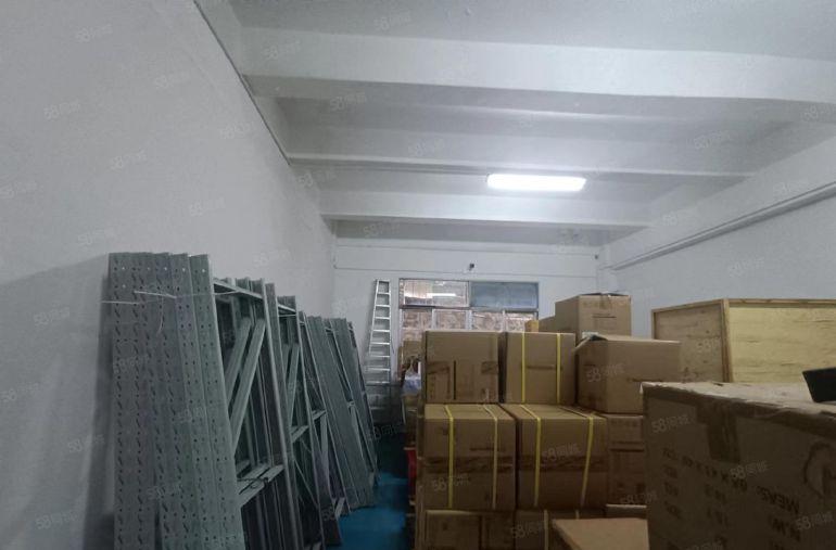 西乡，宝运达附近，原房东直租，一楼带装修380平厂房仓库出租