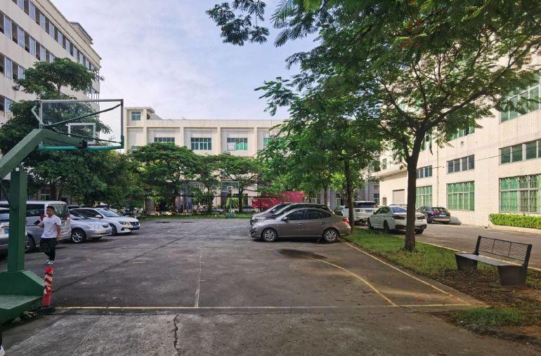 无尘车间松岗大田洋2楼1000平带装修实际面积无转让费低价租