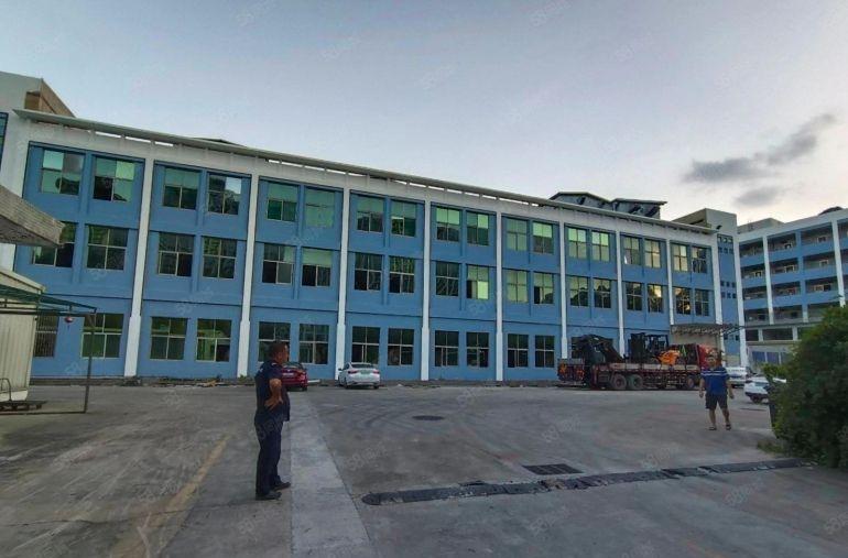 西乡107国道独门独院1至3层5000平方空地大厂房仓库出租