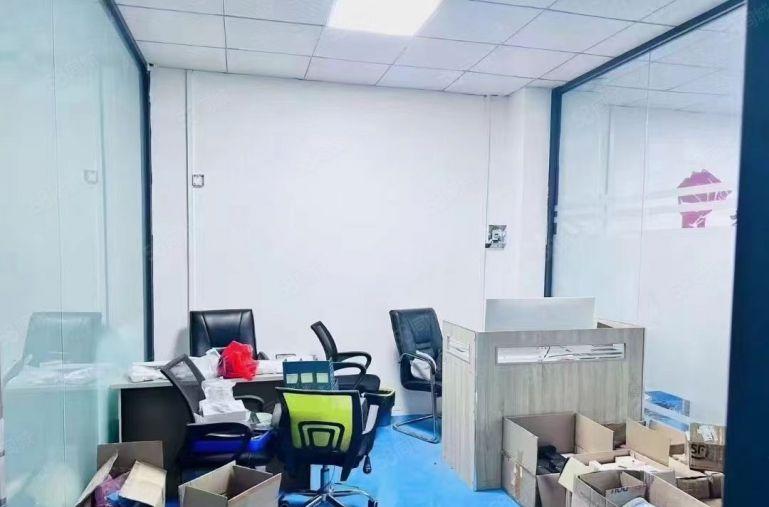 宝安石岩石龙仔650平楼上原房东豪华精装修厂房出租水电齐全