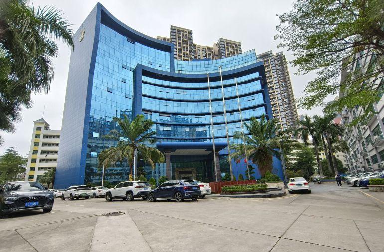 福永会展旁原房东800至2000平方厂房出租全新地坪漆水电齐