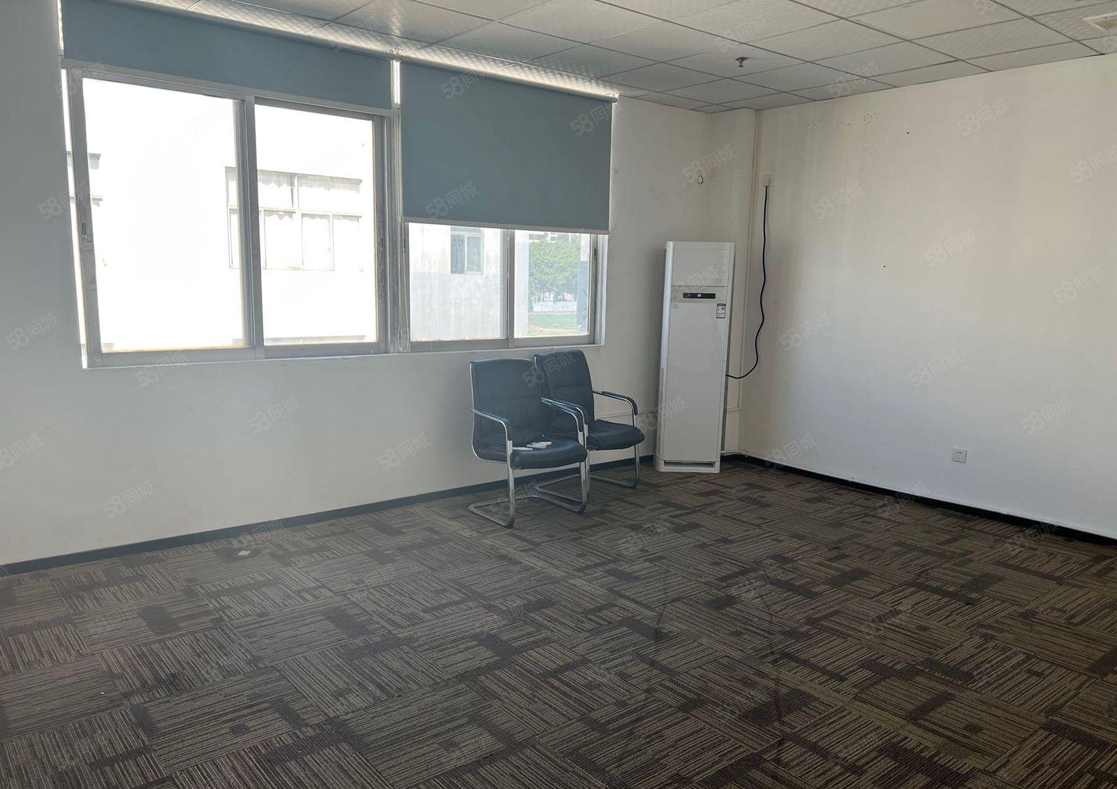 兴东地铁口，办公厂房628平精装修，使用率高