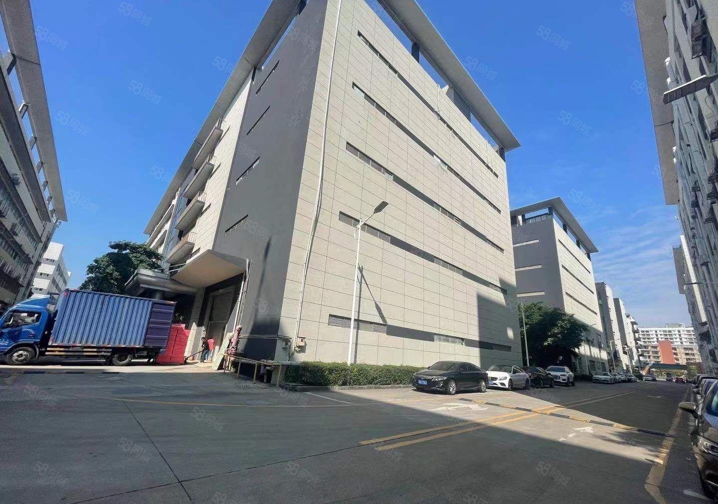 福永和平楼上1200平原房东厂房出租带装修低价出租可分租