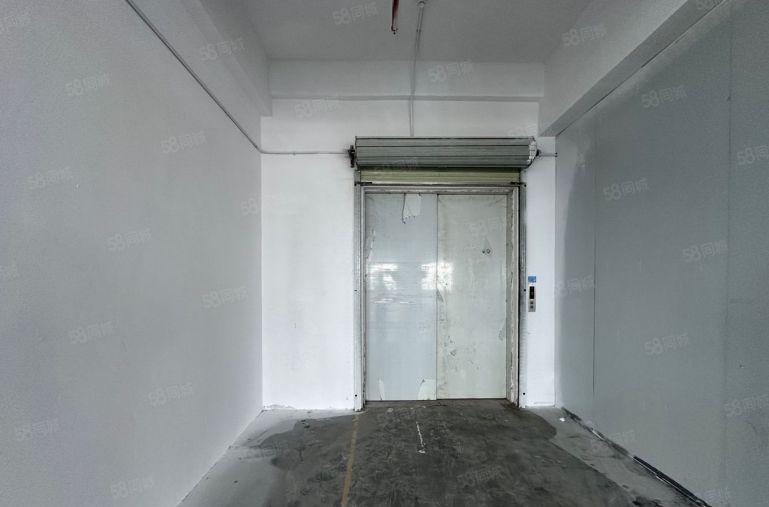 20元宝安松岗地铁口重工业厂房出租300至2000平仓库出租