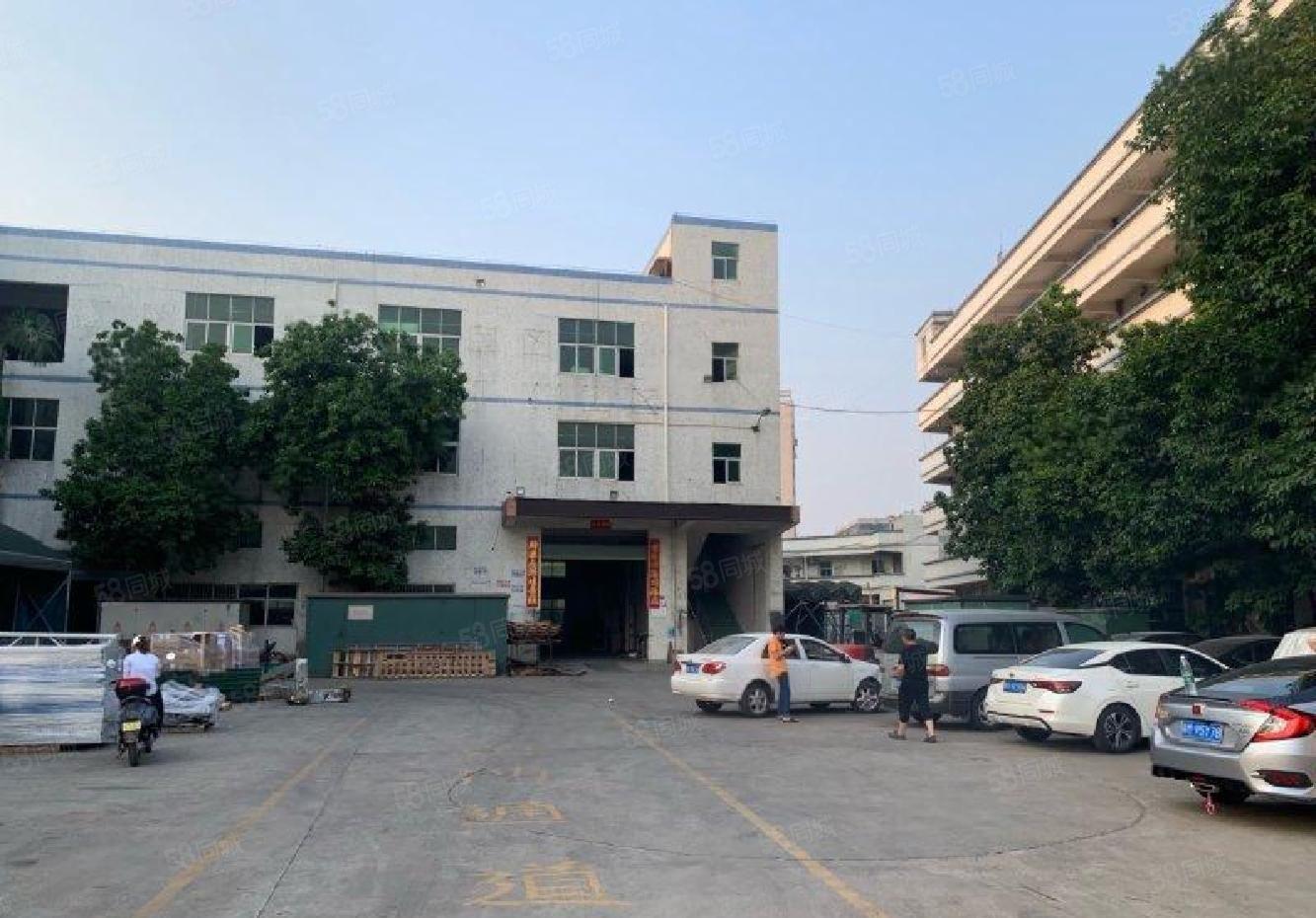 松岗地铁站新出8000平独门独院原房东带红本厂房出租可分出租