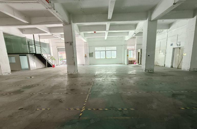 西乡洲石路边，鹤州大型工业园，一楼850平带装修厂房仓库出租