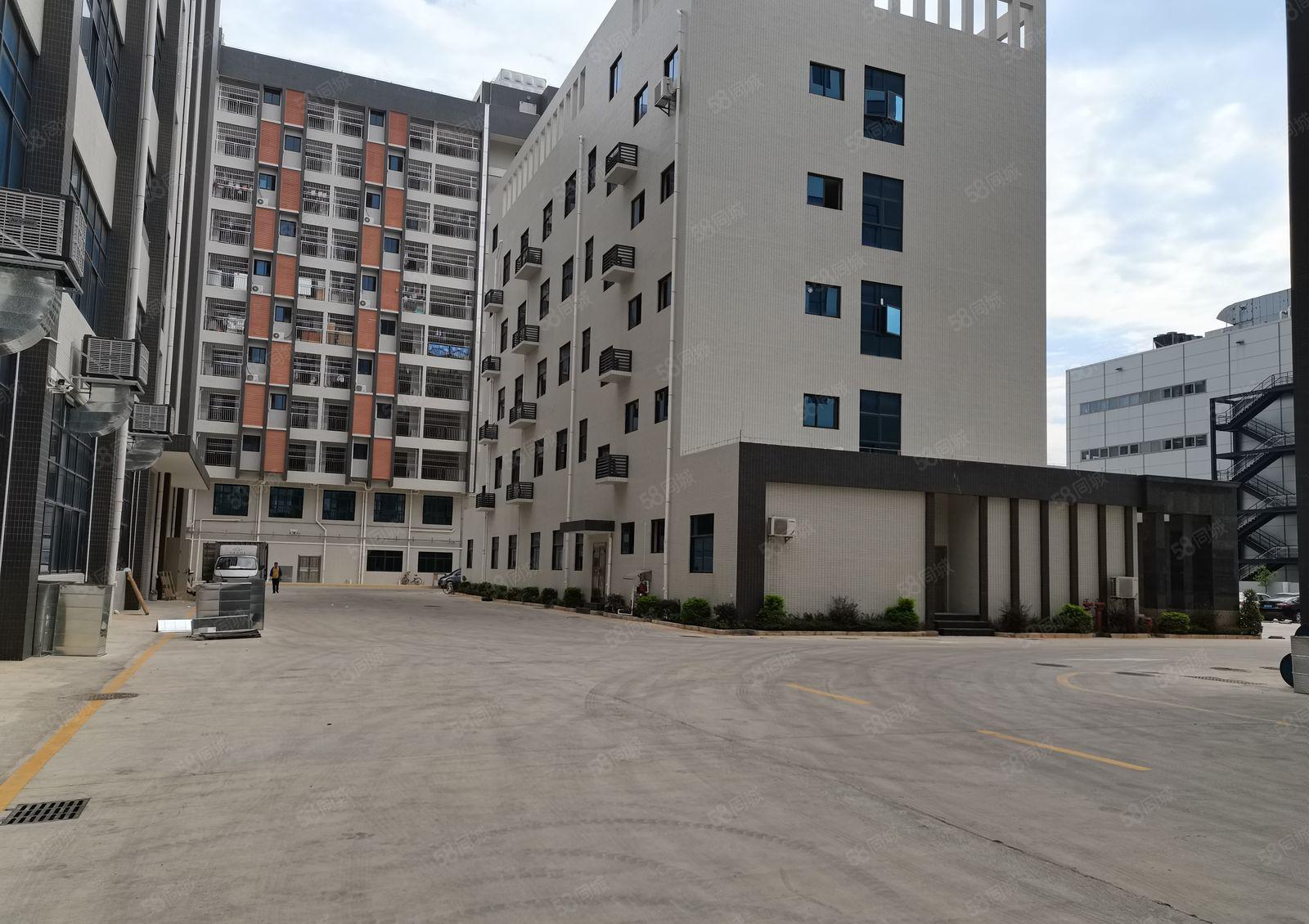 西乡地铁口1000平精装修厂房出租大小可分租