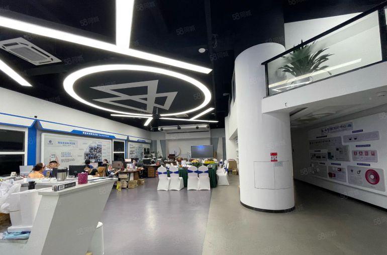 石岩石龙仔原房东红本工业园精装修整层1500平米厂房出租