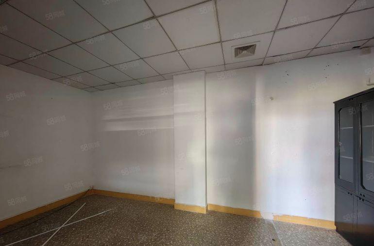 西乡国道旁臣田独门独院厂房采光好小面积精装550平电梯口位置