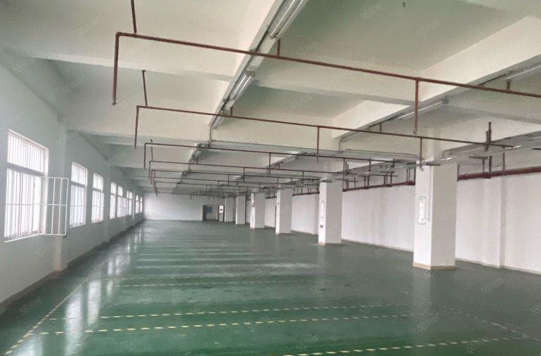 12号线宝田一路站2200平，适合电子研发lT生物科技